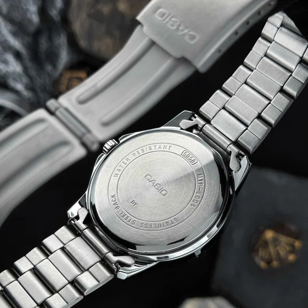 Чоловічий годинник Casio MTP-V004D-1B2 з датою, сріблястий металевий браслет, чорний циферблат - зображення 7