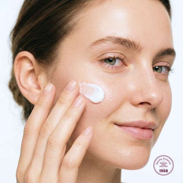 Крем Centellian24 Madeca Cream Time Reverse 50 мл Омолаживающий для лица Центеллиан24 Мадеца от морщин, для упругости, увлажнения и восстановления кожи - изображение 4