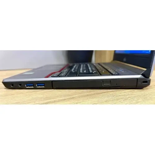 Ноутбук Fujitsu LifeBook E744 14" i5-4300M 2.6GHz 8GB DDR3 64 GB SSD + ОС Windows 10 Pro + АКБ + ЗП Б/В | 25115 - изображение 2