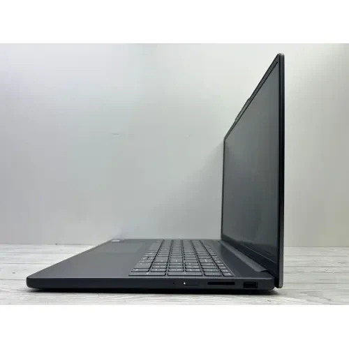 Ноутбук Lenovo IdeaPad Slim 3 15IPH11 15.6 Core Ultra 5 322 4.8 ГГц 16GB 512GB + Windows 11 Home + АКБ + ЗП new | 37838 - Б/В - зображення 3
