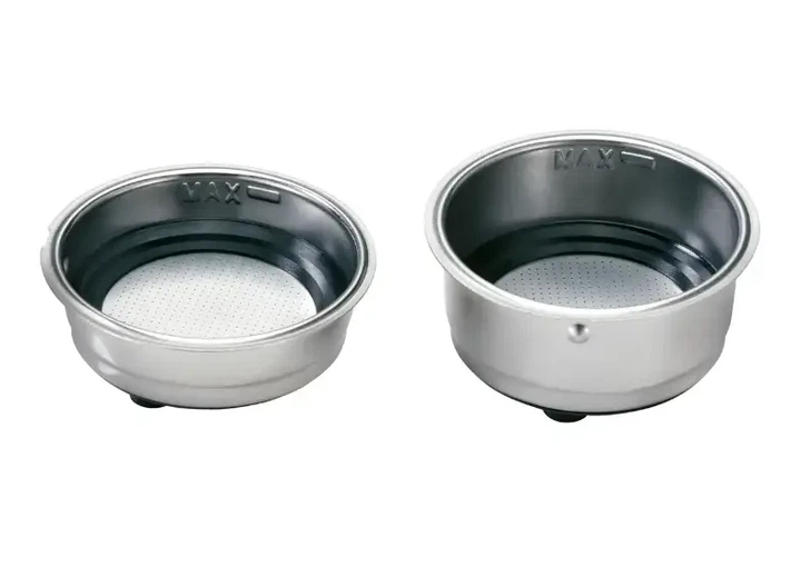 Еспресо машина SilverCrest SEMM 1470 A2 ріжкова кавоварка з капучинатором 15 бар 1470 Вт для еспресо капучино латте електронне керування резервуар 1,2 л молочник 0,7 л - зображення 5