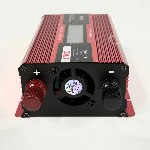 Преобразователь напряжения инвертор 12В-220В UKC 500W с дисплеем, кабелем для прикуривателя и USB, для резервного питания техники от АКБ 12В, реальная номинальная мощность 300Вт, пиковая 600Вт, KC-500D - изображение 4