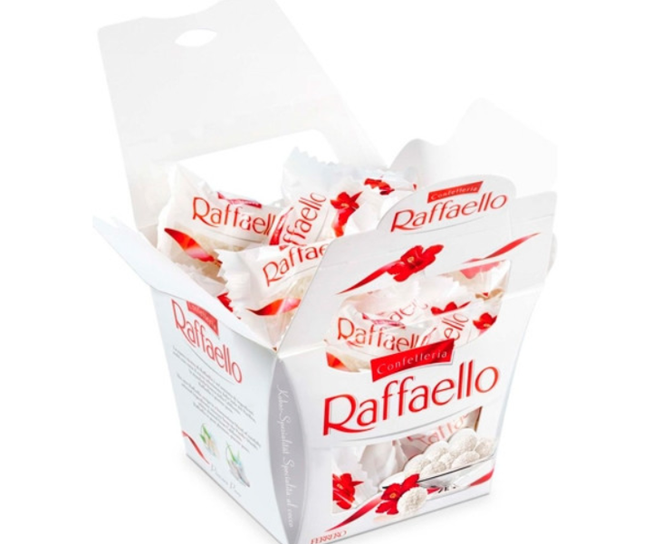 Цукерки Raffaello Ferrero 150 г кокосові з горіховим смаком солодощі десерт італійські - Фото 10 Цукерки Raffaello Ferrero 150 г кокосові з горіховим смаком солодощі десерт італійські - зображення 10