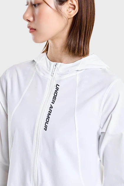 Женская белая ветровка OutRun the Storm Jkt Under Armour S 1377043-100 - Фото 4 Женская белая ветровка OutRun the Storm Jkt Under Armour S 1377043-100 - изображение 4