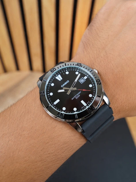 Чоловічий годинник Casio MTP-VD01-1E - изображение 8