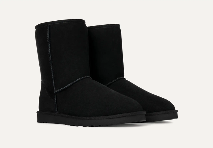 Дитячі уггі для дівчинки Замшеві Середні Чорні UGG Classic Short Kids Black (31, чорний) - Фото 2 Дитячі уггі для дівчинки Замшеві Середні Чорні UGG Classic Short Kids Black (31, чорний) - зображення 2