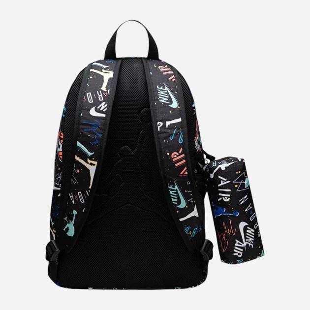 Рюкзак спортивный 17 л вмещает формат А4 Jordan Jan Air School Backpack 9B0503-F69 Комбинированный (195243831883) - Фото 4 Рюкзак спортивный 17 л вмещает формат А4 Jordan Jan Air School Backpack 9B0503-F69 Комбинированный (195243831883) - изображение 4