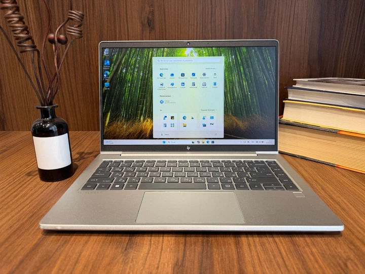 Ноутбук HP EliteBook 645 G10 14" FHD+ IPS AMD Ryzen 5 Pro 7530U 512GB SSD 16GB Б/У - зображення 2
