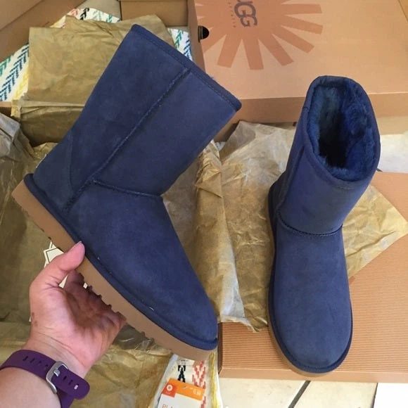 Жіночі уггі Замша Сині Класичні UGG Australia Short Leather Navy (36, синий) - Фото 2 Жіночі уггі Замша Сині Класичні UGG Australia Short Leather Navy (36, синий) - изображение 2