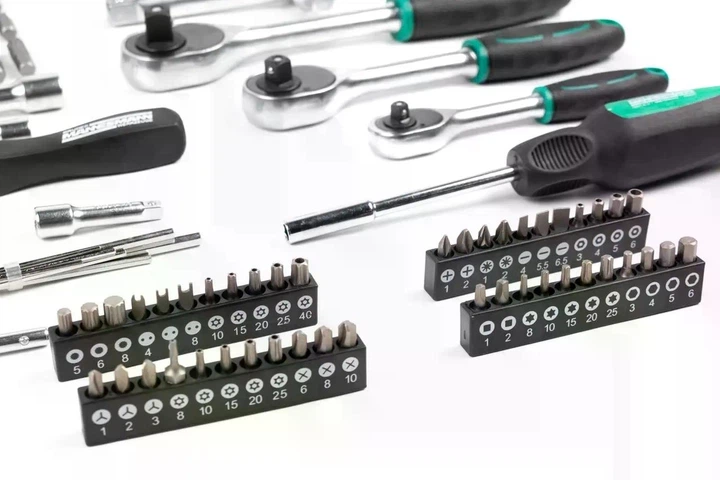 Набор инструментов 215пр Mannesmann M98430 - изображение 4