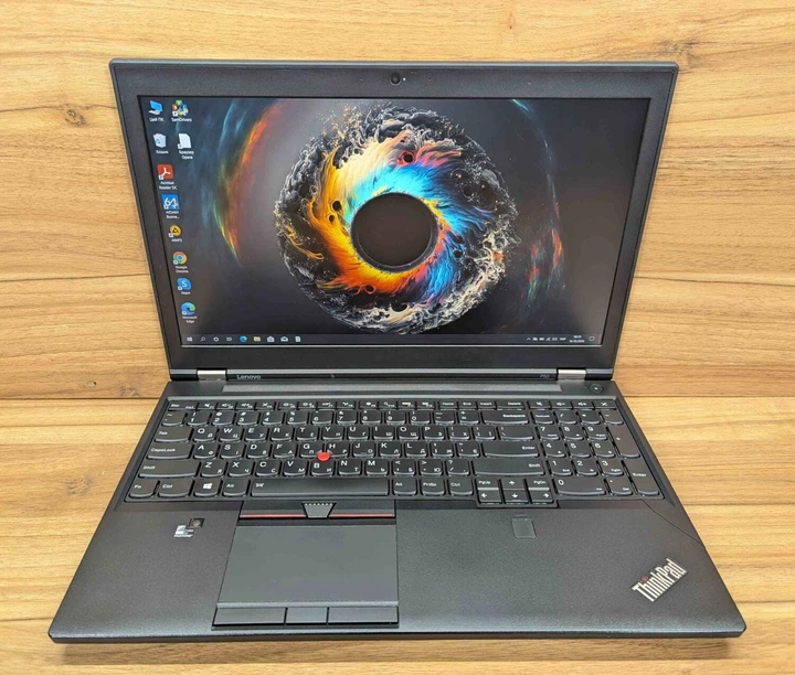 Мобильная рабочая станция Б-класс Lenovo ThinkPad P50 / 15.6" (1920x1080) IPS / Intel Core i7-6820HQ (4 (8) ядра по 2.7 - 3.6 GHz) / 32 GB DDR4 / 256 GB SSD / nVidia Quadro M2000M, 4 GB GDDR5, 128-bit / WebCam / TouchID / Windows 10 б/у + Подарунок Мышь - Фото 2 Мобильная рабочая станция Б-класс Lenovo ThinkPad P50 / 15.6" (1920x1080) IPS / Intel Core i7-6820HQ (4 (8) ядра по 2.7 - 3.6 GHz) / 32 GB DDR4 / 256 GB SSD / nVidia Quadro M2000M, 4 GB GDDR5, 128-bit / WebCam / TouchID / Windows 10 б/у + Подарунок Мышь - изображение 2