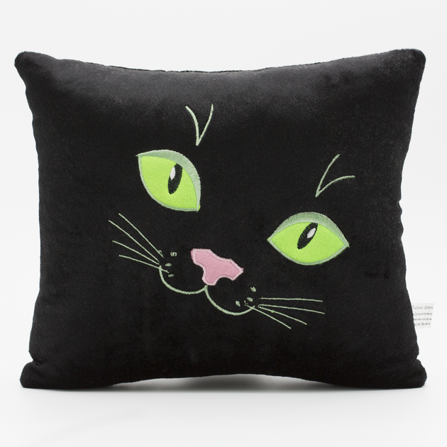 Кіт з зеленими очима