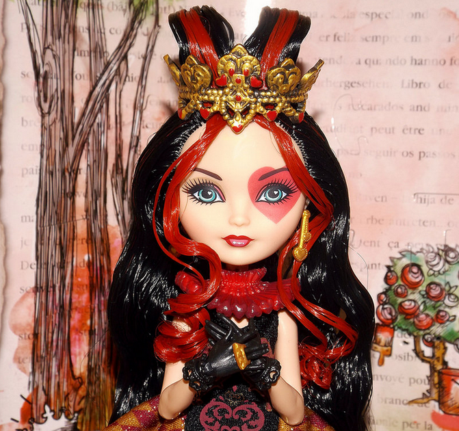 Ever After High Lizzie Hearts BJG98