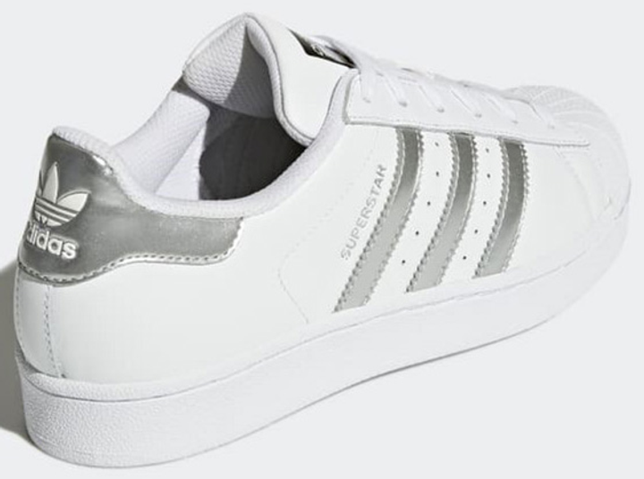 Adidas originals best sale superstar aq3091