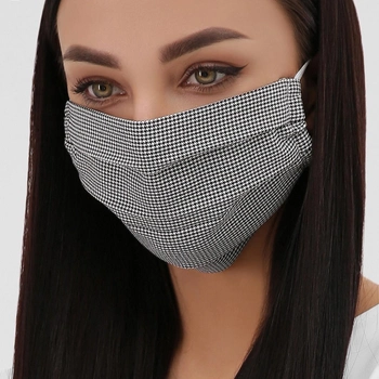 Многоразовая защитная маска черно-белый узор MSK096