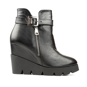 Ботинки Woman's heel 40 черный (О-683)