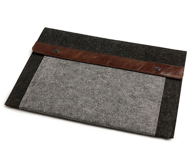 Чехол для планшета FeltFabricDesign 40,5х27 из войлока серый/черный М54(10634)