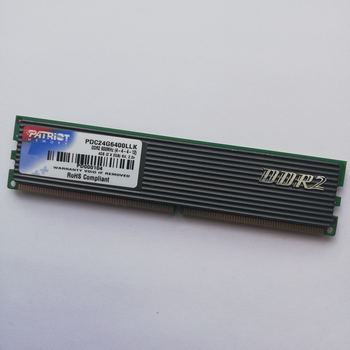 Игровая оперативная память Patriot DDR2 2Gb 800MHz PC2 6400U CL4 (PDC24G6400LLK) Б/У