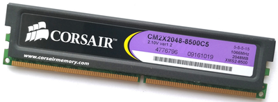 Игровая оперативная память Corsair DDR2 2 Gb 1066 MHz PC2 8500U CL5 2R8 (CM2X2048-8500C5) Б/У