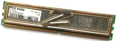 Игровая оперативная память OCZ Gold DDR2 2Gb 800MHz PC2 6400U CL5 2R8 (OCZ2G8004GK) Б/У