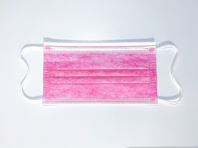 Медичні маски тришарові з фільтром мельтблаун рожеві з затиском для носа 50 штук в коробці 07МАСКИ