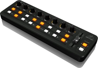 Универсальный USB контроллер Behringer X-Touch Mini