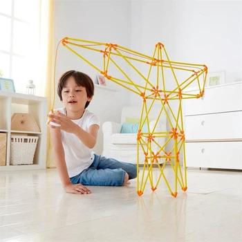 Контурный конструктор Hape Flexistix Кран 94 детали бамбуковый (E5562)