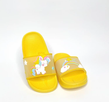 Шльопанці для дівчаток Favorite shoes жовті 28р. (17,5 см.)