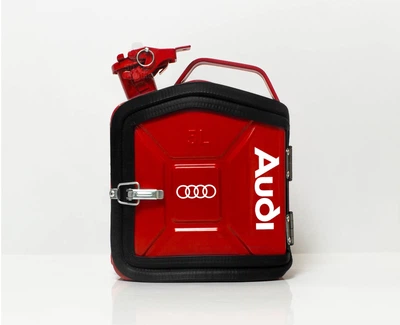 Подарок для мужчин Канистра-бар 5 л с маркой авто Audi Красная + 2 стакана в подарок Shop Monkeys (KA-Audi-4401)