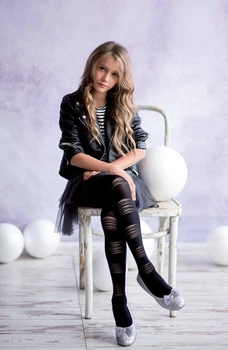 Колготи дитячі з ефектом 3D EXTRAVERT JUNIOR 40 den KNITTEX р.134-140 (nero)
