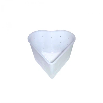 Форма для сыра "Сердце" 10 х 10,5, h-6,5 см выход продукции 0,15-0,25 кг. пластиковая Консенсус