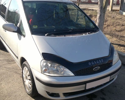 Дефлектор капота Ford Galaxy 2000-2006 с логотипом Vip Tuning
