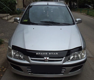 Дефлектор капота Mitsubishi Space Star 1998-2005 с логотипом Vip Tuning