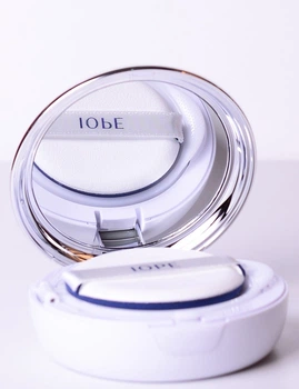 Кушон с эффектом натурального сияния IOPE Air cushion Matte Longwear SPF 50+ PA+++ 23 15g × 2ea
