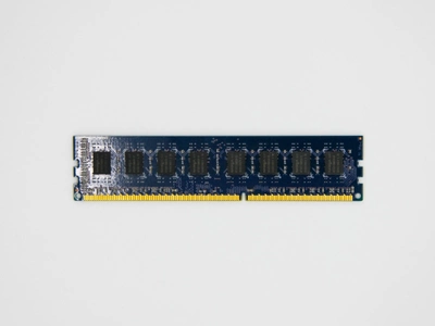 Оперативная память Nanya DIMM 2Gb DDR3-1333MHz PC3-10600 CL9 (NT2GC64B8HC0NF-CG) Refurbished