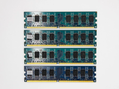 Оперативная память Hynix DIMM 8Gb (4*2Gb) DDR2-800MHz PC2-6400 CL6 (HMP125U6EFR8C-S6 AB) Б/У