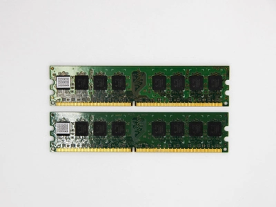 Оперативная память Qimonda 2Gb (2*1Gb) DDR2 800MHz PC2-6400 CL6 (HYS64T128020EU-2.5-B2) Refurbished