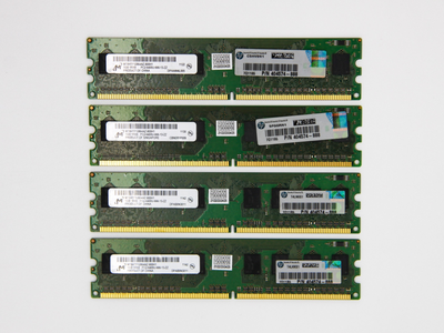 Оперативная память Micron 4Gb (4*1Gb) DDR2 800MHz PC2-6400 CL6 (MT8HTF12864AZ-800H1) Б/у