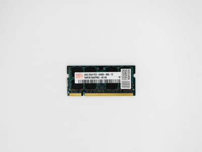 Оперативная память Hynix SODIMM 4Gb DDR2 800MHz PC2-6400 CL6 (HMP351S6AFR8C-S6 AB) Refurbished