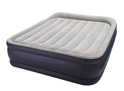 Двуспальная надувная кровать для дома Intex Deluxe Pillow со встроенным электронасосом Серая 152х203х42 см (IP-168348)
