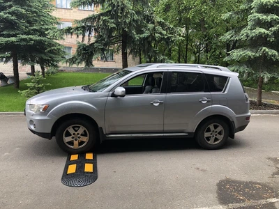 Лежачий полицейский 500х250х50 мм, Боковая секция