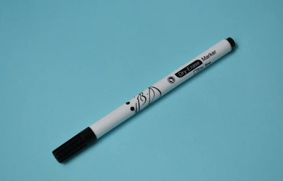 Маркер тонкий чорний сухостираємий, на водній основі (white board marker) Sellner