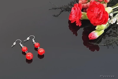 Серьги из натурального камня Коралл длина 4см размер бусин 6мм 8мм цвет красный (05010017-04)