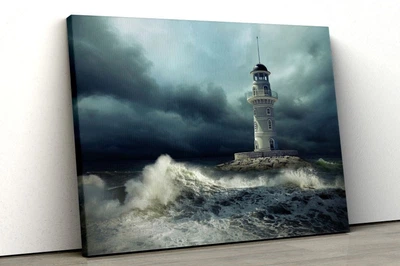 Картина на холсте Маяк и шторм51x34 см (70)