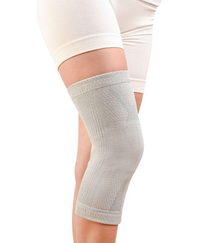 Бандаж на коленный сустав эластичный Алком 3022 размер 1, серый
