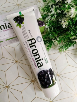 Зубная паста с экстрактом аронии Hanil Berries Aronia, 180 гр (8809177590893)