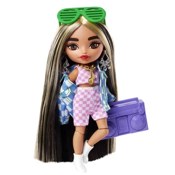 Кукла Барби Экстра Минис Модница в клетчатом жакете оверсайз Barbie Extra Minis #2 Checkered Outfit $ Oversized Jacket (HGP64)
