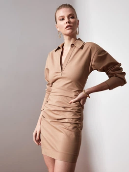 Сукня-сорочка коротка осіння жіноча Trendyol TWOAW21EL1388 36 Camel (8682581569194)