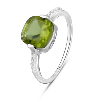 Серебряное кольцо с Султанит султанитом 2.804ct, вес изделия 2,54 гр (2020080)