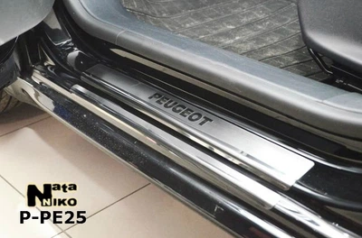 Накладки на пороги Peugeot 208 5D 2013- premium NataNiko P-PE25